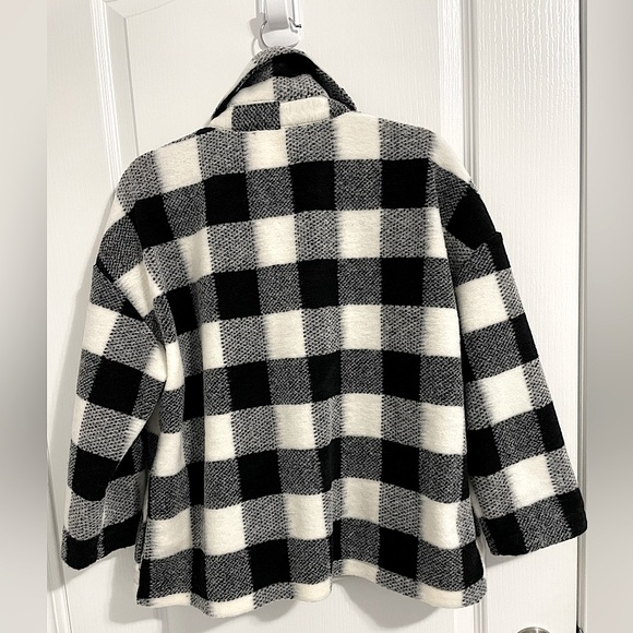 Cropped Checked Print Jacket - Picture 10 of 16